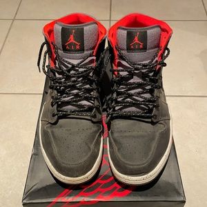 Nike Jordan 1s Mid - Size 13 mens